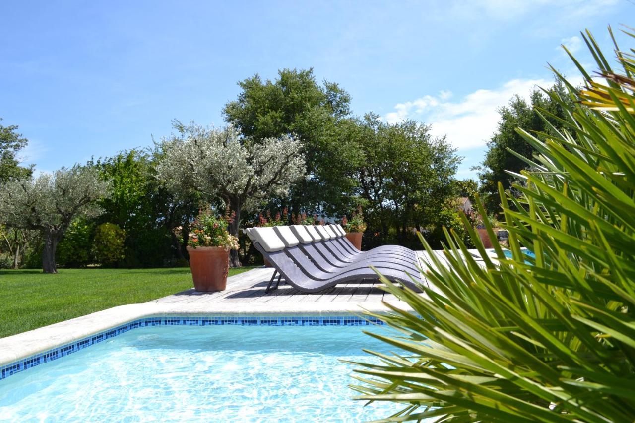 Bed and Breakfast Le Bouquet De L Aromate Joucas Exterior foto