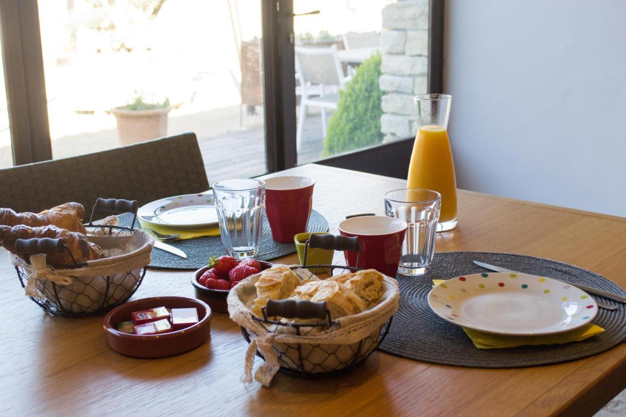 Bed and Breakfast Le Bouquet De L Aromate Joucas Exterior foto