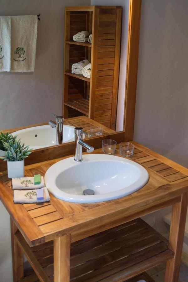Bed and Breakfast Le Bouquet De L Aromate Joucas Exterior foto